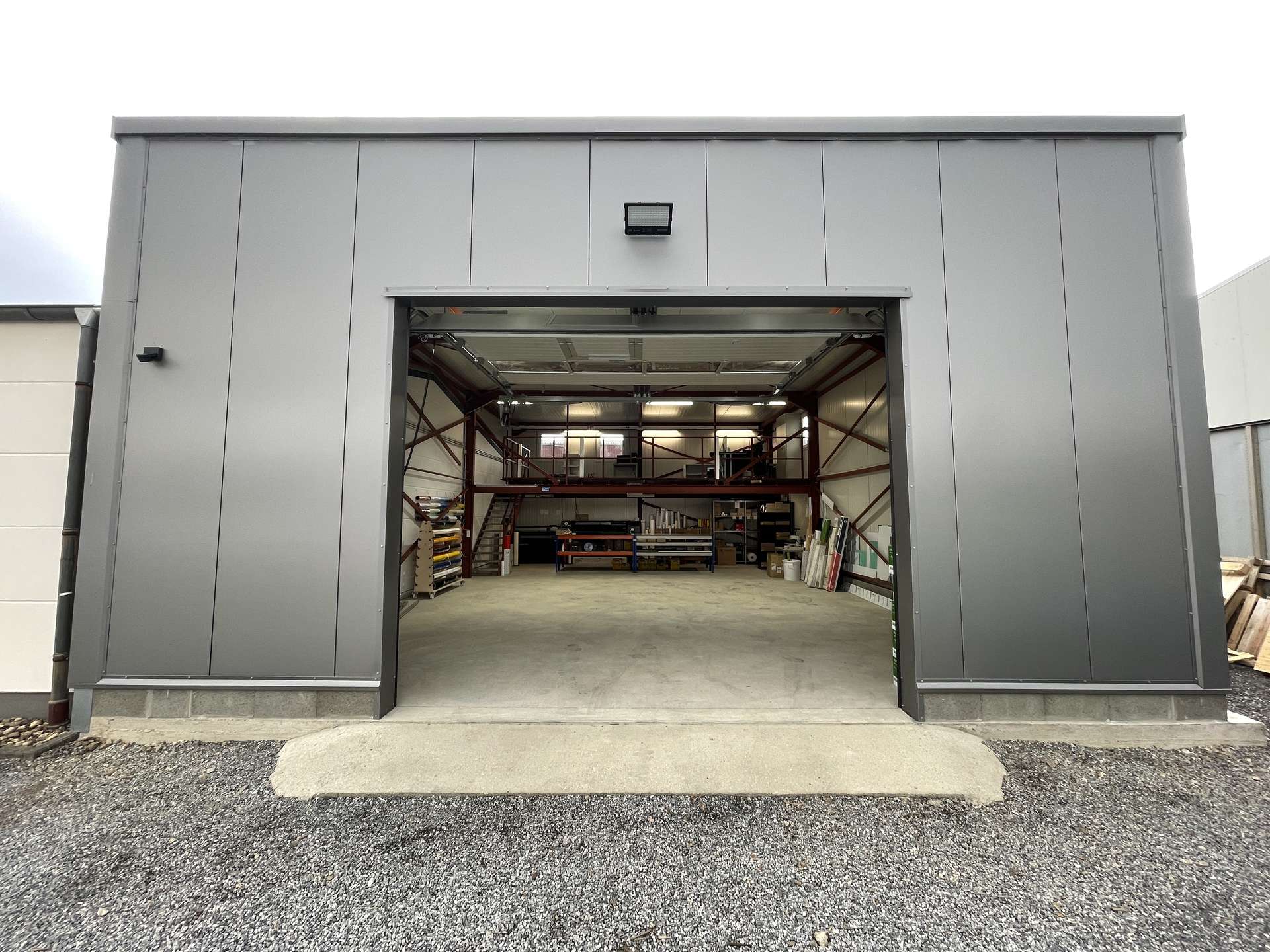 Halle Foliendesign 09